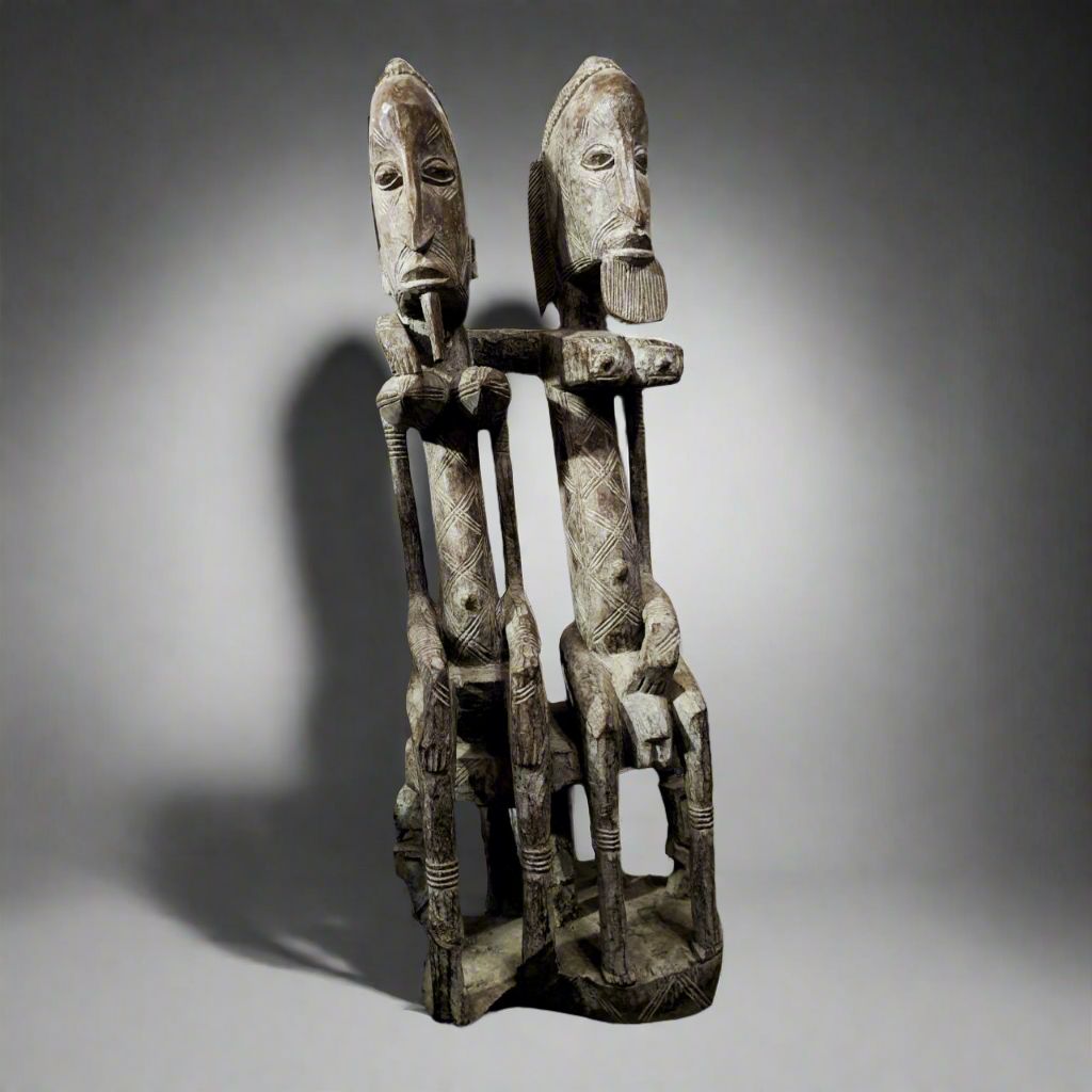 Très grande statue de couple primordial Dogon en bois