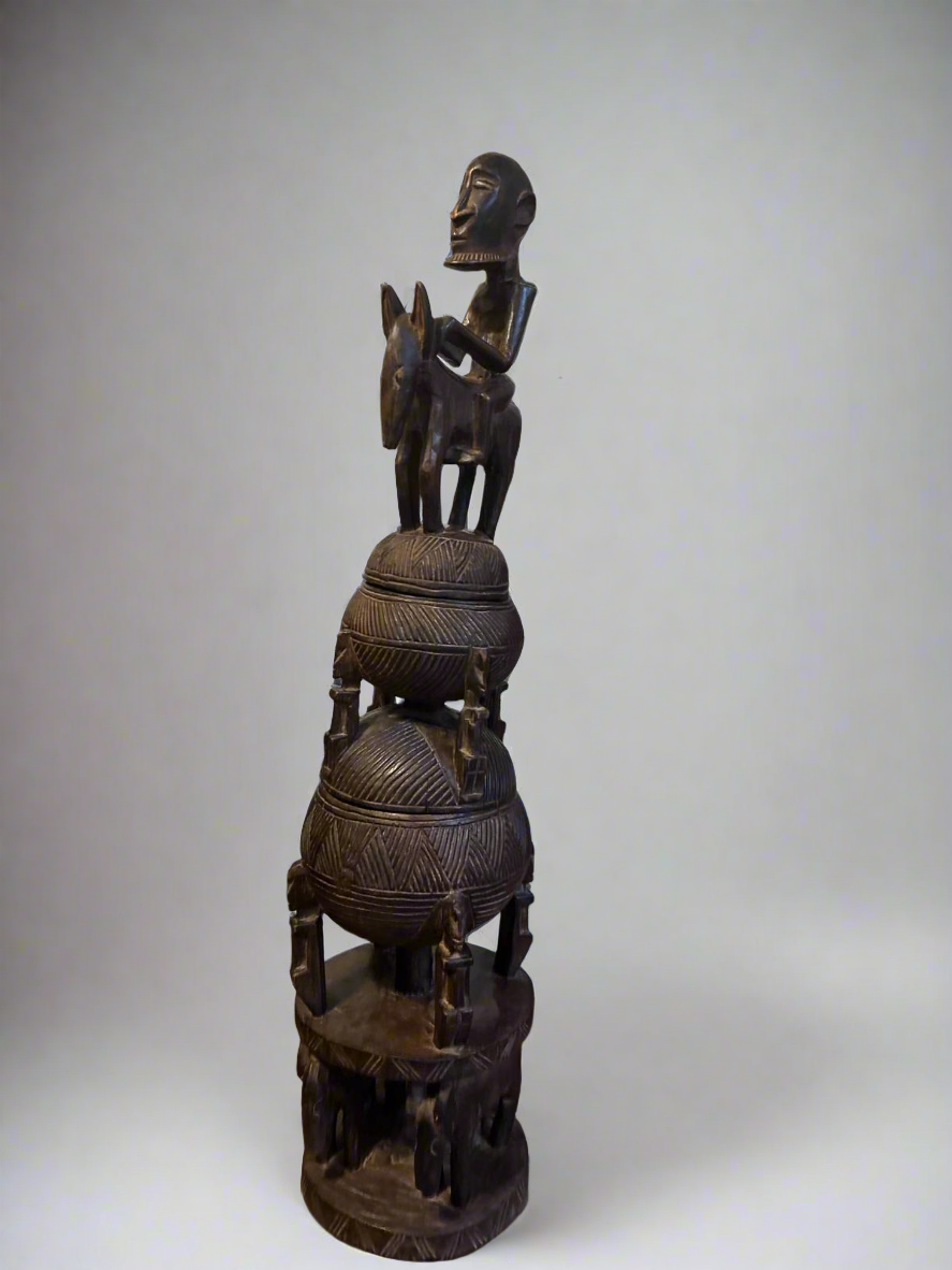 Grand pot à tabac Dogon en bois