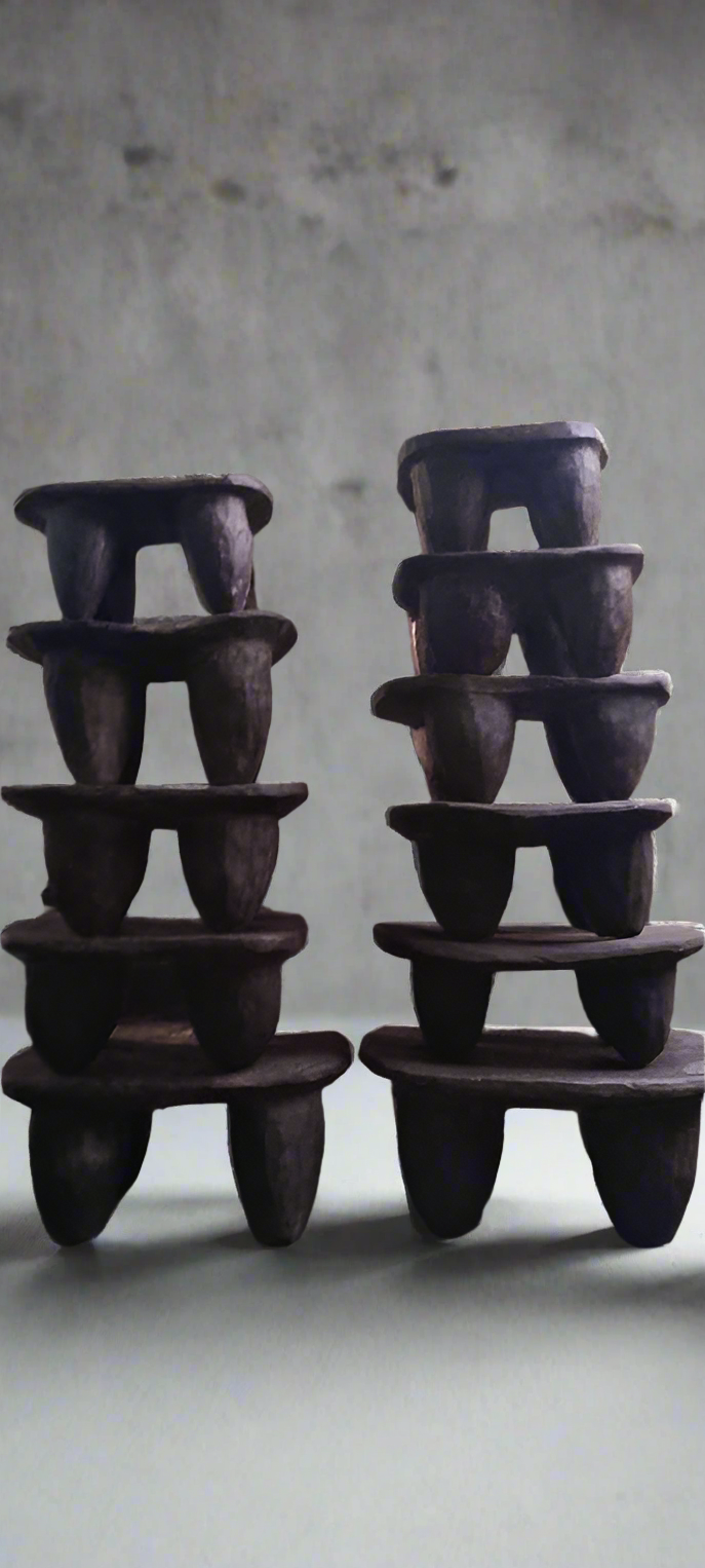 Lot 11 tabourets Senoufo en bois
