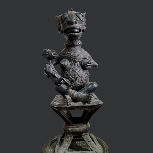 Maternite Tikar En Bronze Cameroun