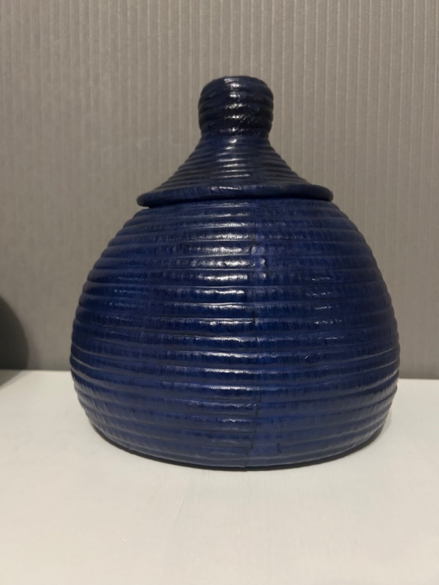 Panier osier gainé de cuir