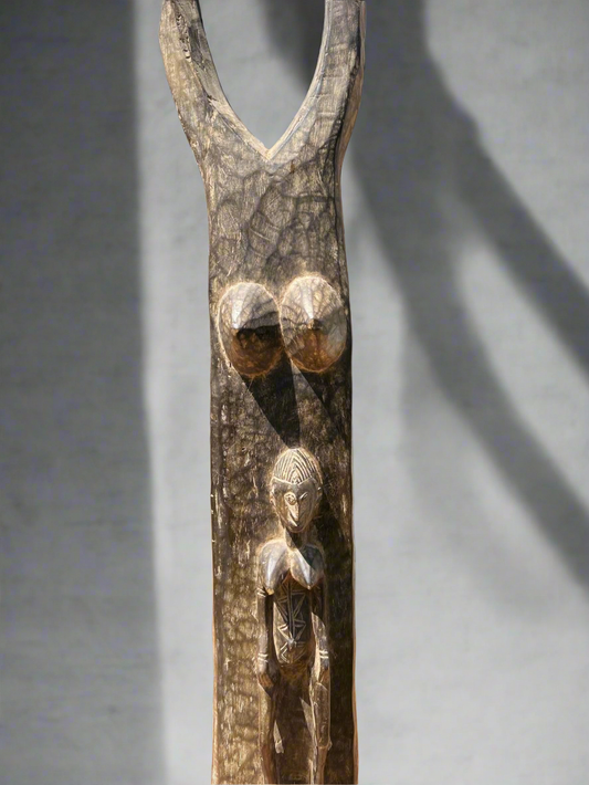 Poteau Toguna Sculpté Dogon, Mali