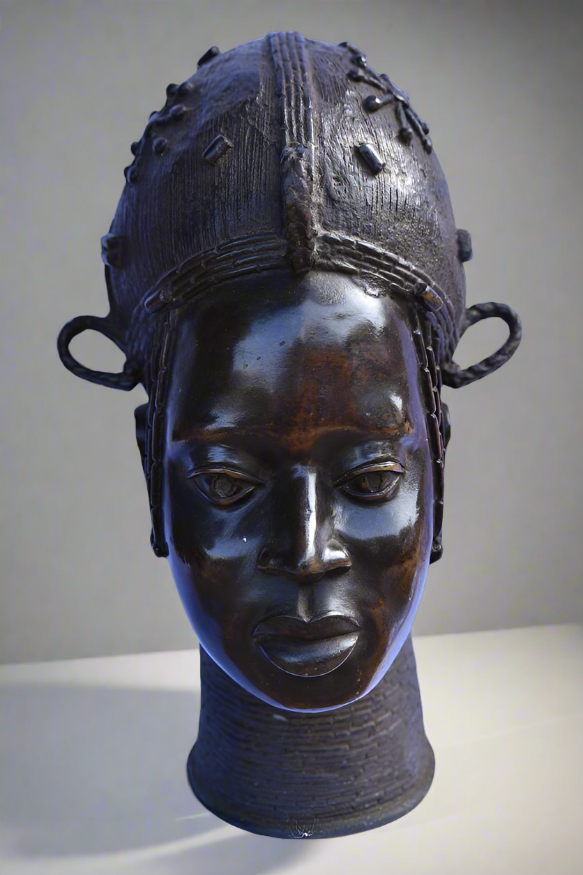 Tete reine mere bronze Ife Bini Edo