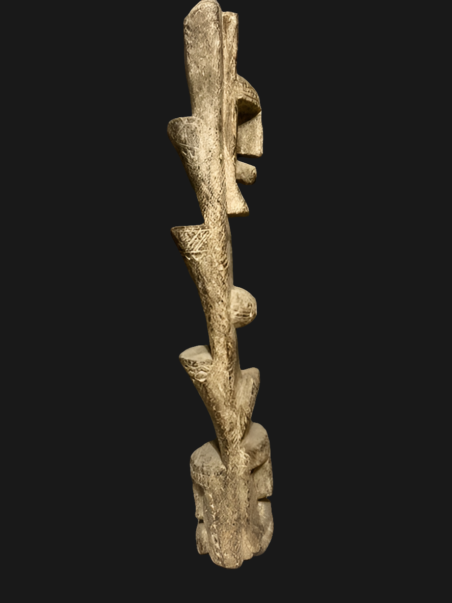 Poteau du peuple Dogon pierre fétiche