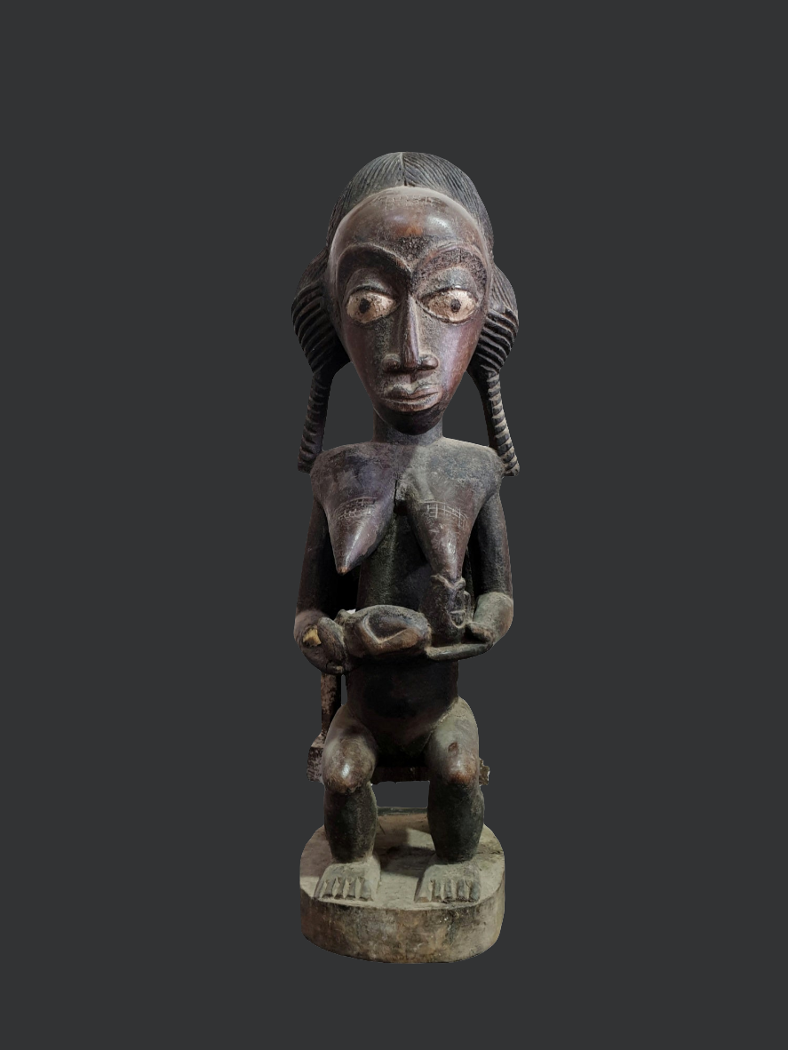 Maternité Baoule en bois, Côte d'Ivoire