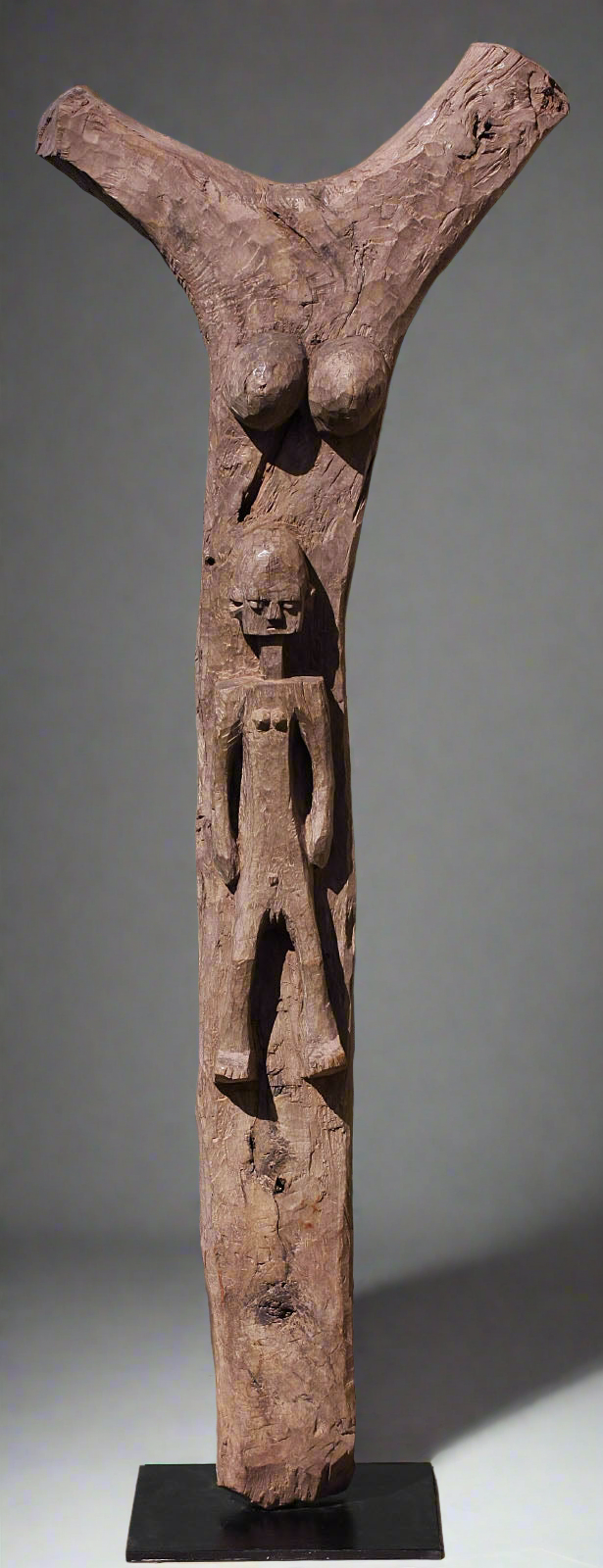 Poteau Toguna Sculpté Dogon, Mali