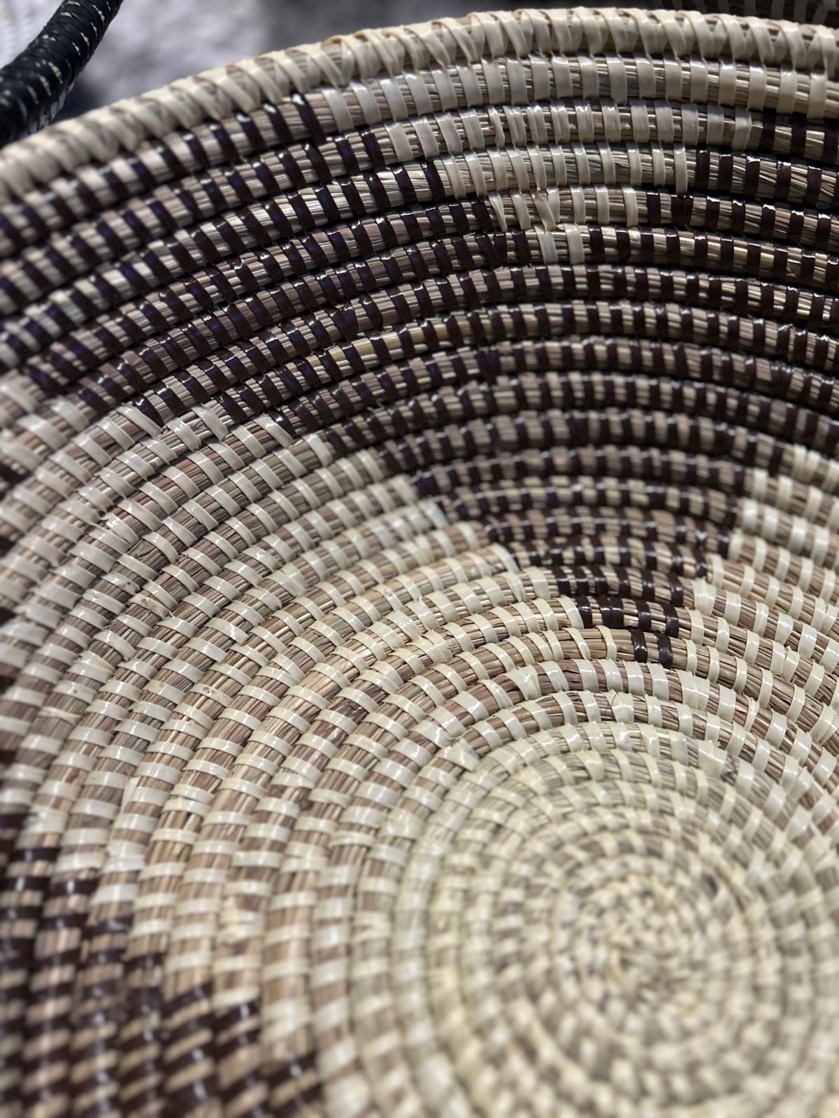 Panier tressé en osier diamètre +/- 45cm