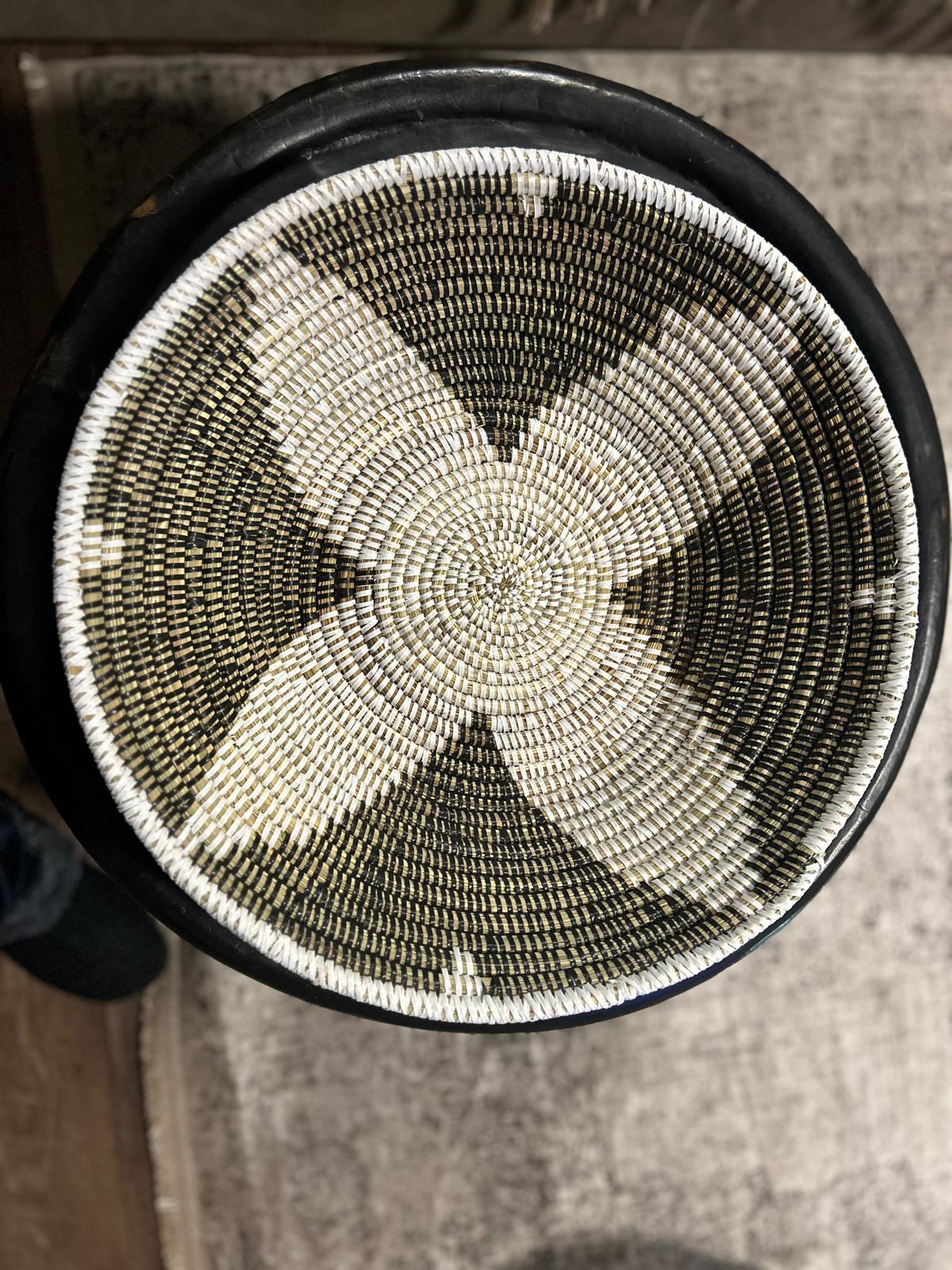 Panier tressé en osier diamètre +/- 45cm