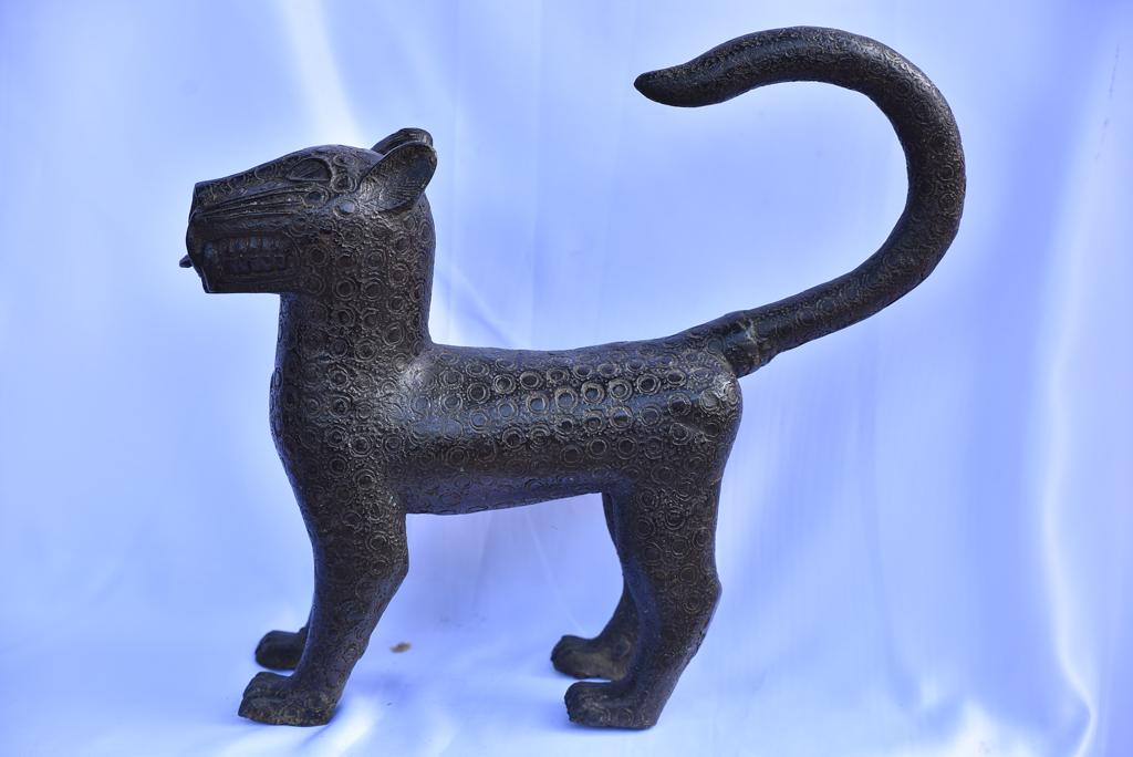 Leopard Royal En Bronze - Ife