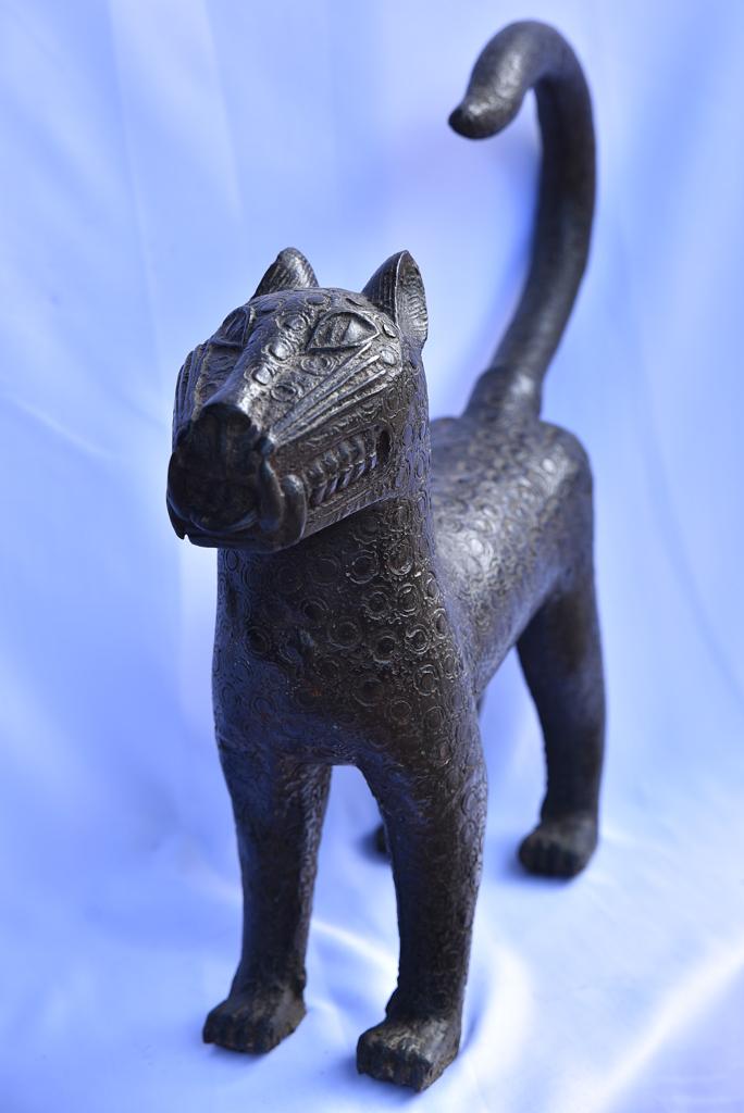 Leopard Royal En Bronze - Ife