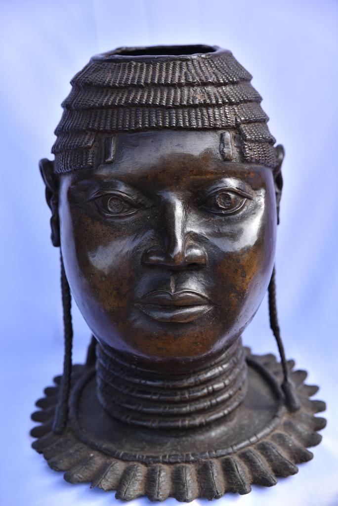 Tete De Reine Mere En Bronze - Ife - Bini Edo