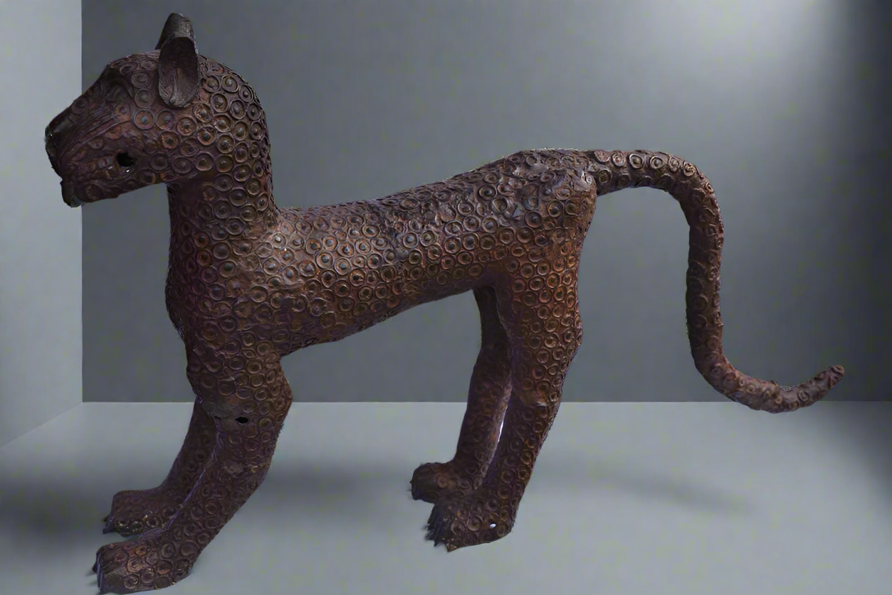 Grand léopard royal en bronze - IFE